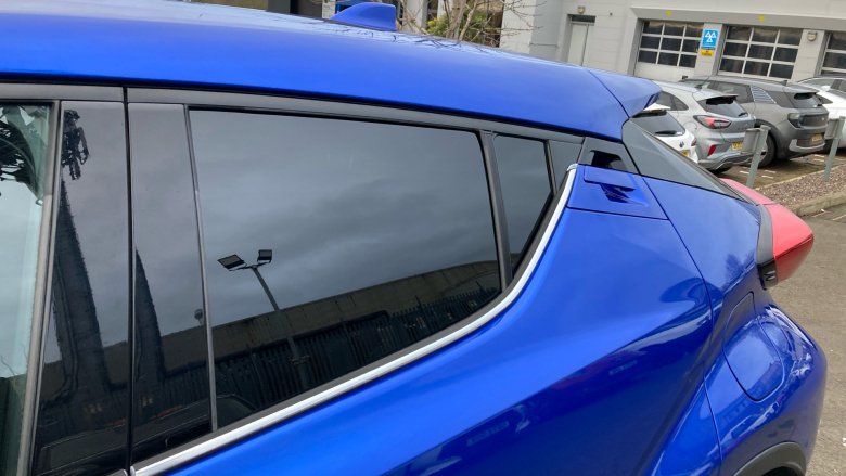 Toyota C-HR 1.8 Hybrid Design 5dr CVT Hybrid Hatchback